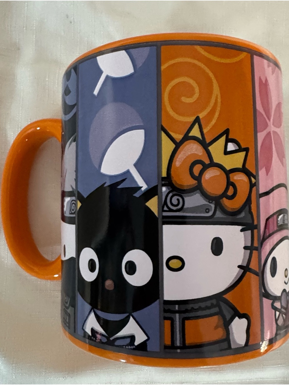 Mug with Hello Kitty design